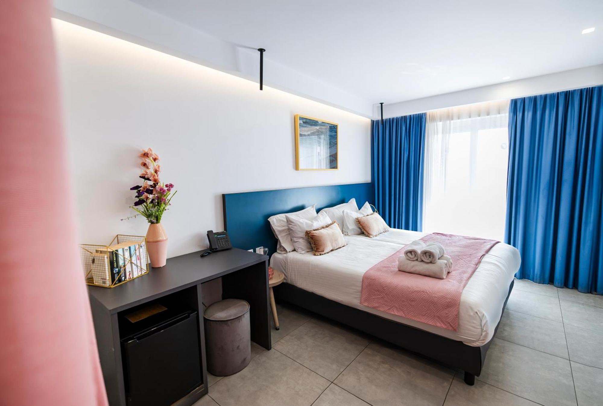 Flamingo Hotel Malta Сент Джулианс Экстерьер фото